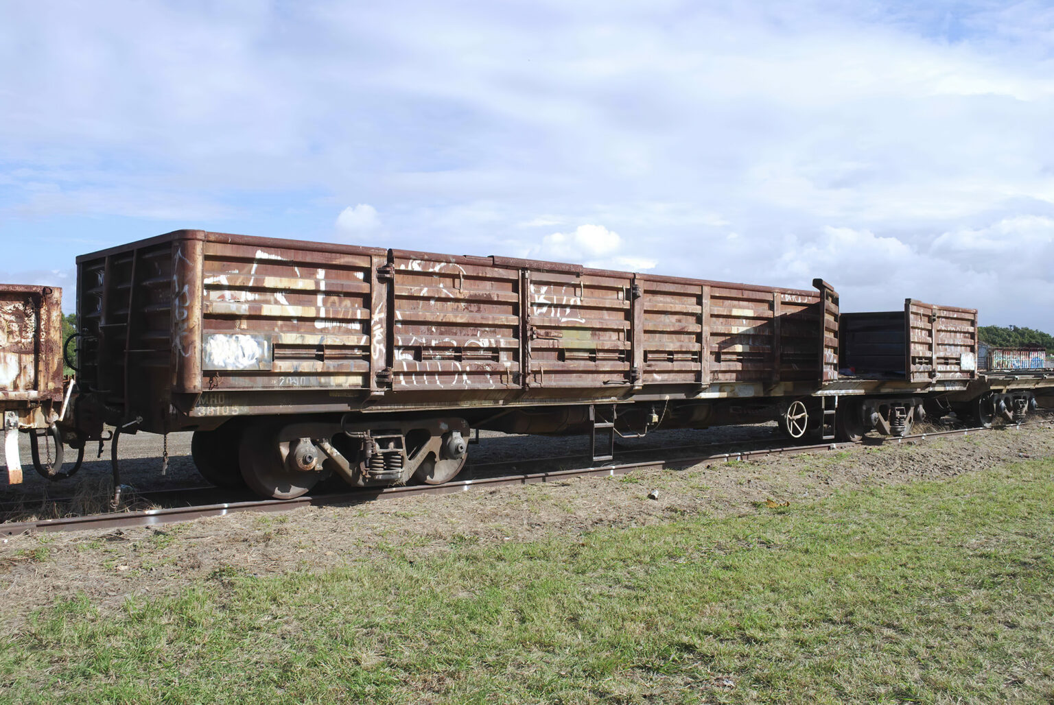 MHO 38105
